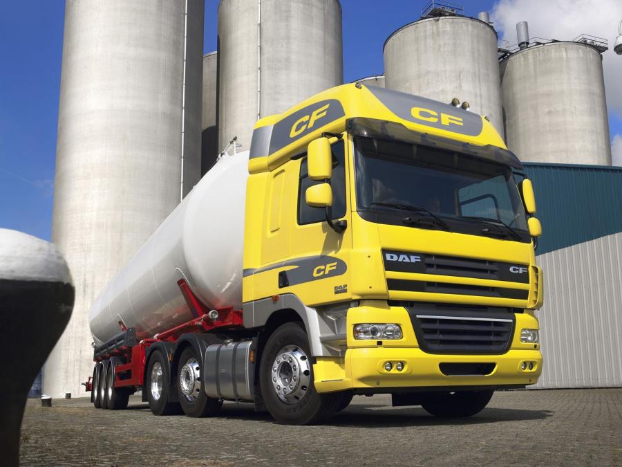  DAF CF85 6x2 FTG Space Cab 2006 года  (фото 3 из 7)